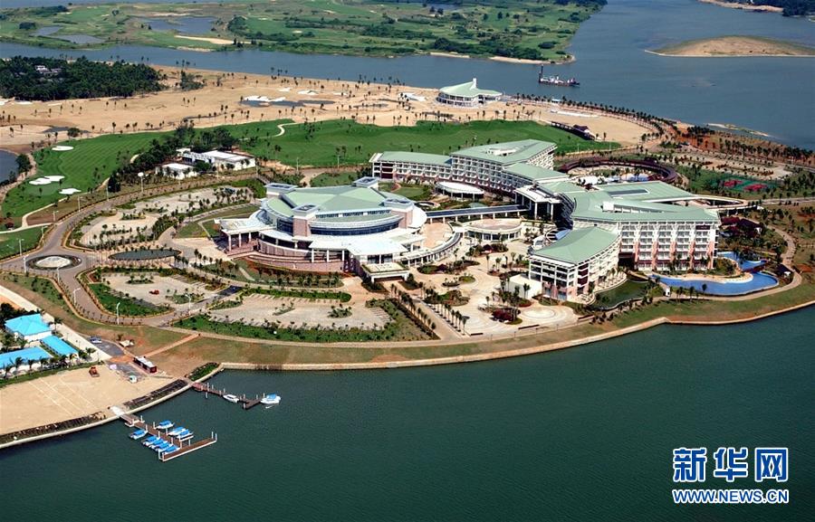 ���»�ȫýͷ����׳�����������ܽ���ʱ�ڡ�����ף����ʢ��40�ꡤͼ�Ļ�������6���Ӷ��µر꿴�й�����ʢ��40��