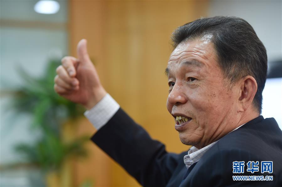 ���»�ȫýͷ����׳�����������ܽ���ʱ�ڡ�����ף����ʢ��40�ꡤͼ�Ļ�������3����Ϊȫ���� ��ƴ�Ż�Ӯ�������������顱����¼ 